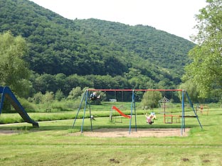Ferienwohnung -  Ausblick - 
Weingut -  Mosel-Eindrücke